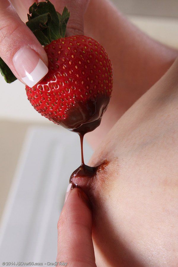 Free Eating Pussy Strawber