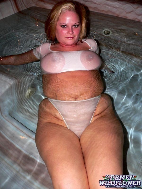 chubby wives nude photos